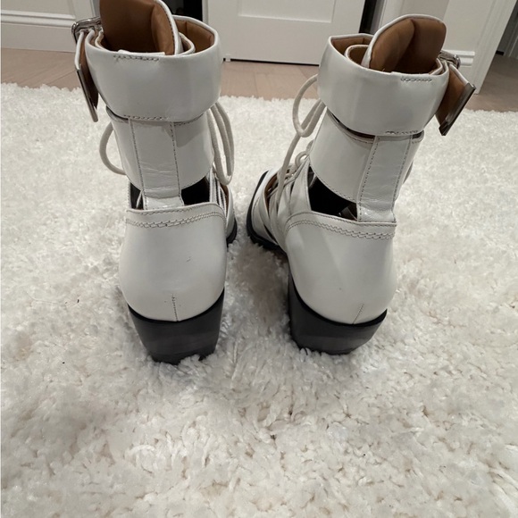 Chloé White Cut-Out Lace-Up Ankle Boots with Buckles for Women - Picture 5 of 8